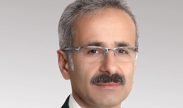 ABDULKADİR URALOĞLU KİMDİR?