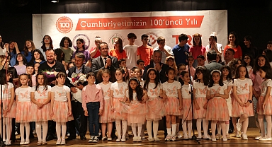 AKÇAABAT'TA MİNİK SANATÇILAR MEST ETTİ