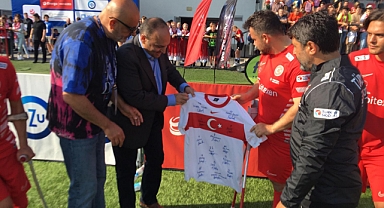 AMPUTE MİLLİ TAKIMIMIZ, POLONYA'YI 3-2 YENDİ