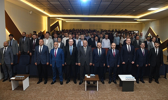 BAŞKAN ZORLUOĞLU GELECEĞİN İMAM HATİPLERİYLE BULUŞTU