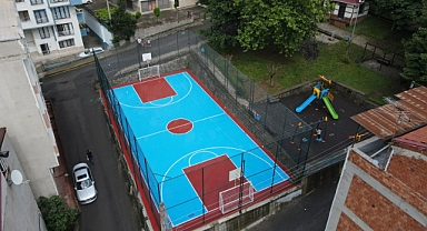 BORDO-MAVİ SEMT SAHASI ÇOCUKLARIN HİZMETİNDE