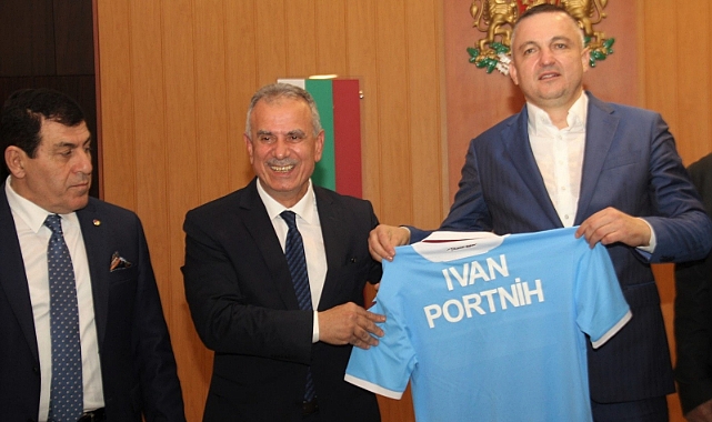 BULGARİSTAN-VARNA BELEDİYE BAŞKANI  IVAN PORTNİH'İN TRABZONSPOR AŞKI