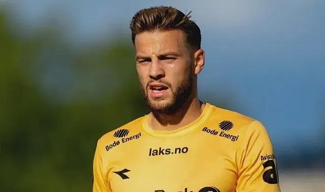 OLİMPİAKOS AYAK DİRİYOR