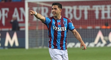 ONLAR GOL ATIYOR, YÖNETİM SEVİNİYOR