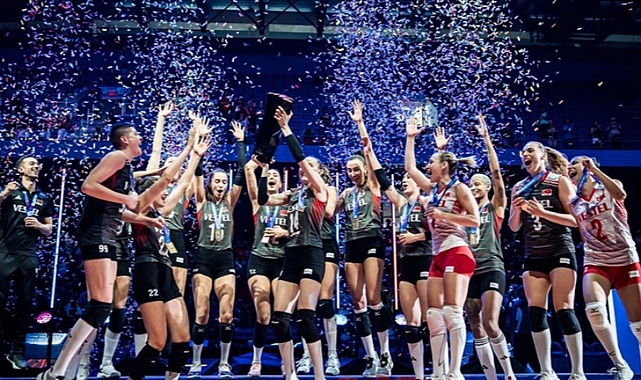 A MİLLİ KADIN VOLEYBOL TAKIMI, MİLLETLER LİGİ'NDE ŞAMPİYON