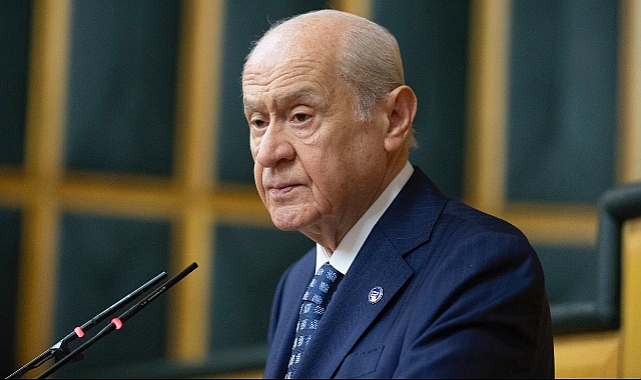 BAHÇELİ'DEN EMEKLİLERİ HEYECANLANDIRAN ÇIKIŞ