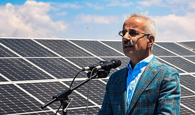 BAKAN URALOĞLU AÇIKLADI! "UÇAKLARIN YÜKÜ ARTIYOR"