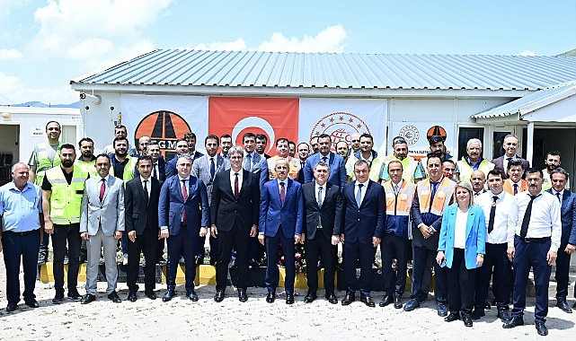 BAKAN URALOĞLU KOP TÜNELİNİ ZİYARET ETTİ