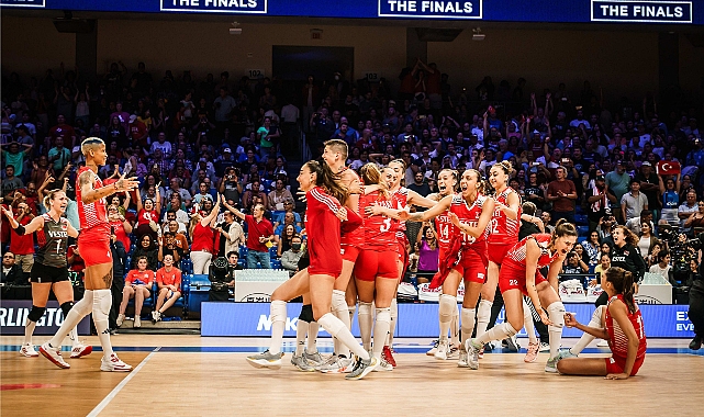 FİLENİN SULTANLARI TARİH YAZDI...