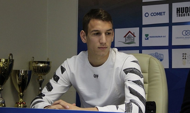 HAMSİK'İN YERİ TEKLİC İLE DOLAR MI?