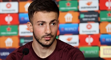 İKİ BÜYÜK TAKIMIN HALİL KAPIŞMASI!