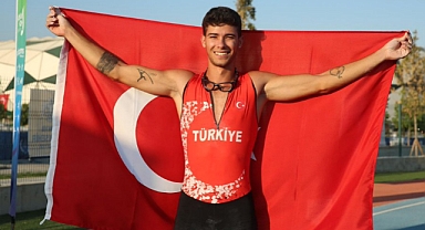 SPOR BAKAN'INDAN MİLLİ ATLETE TEBRİK MESAJI