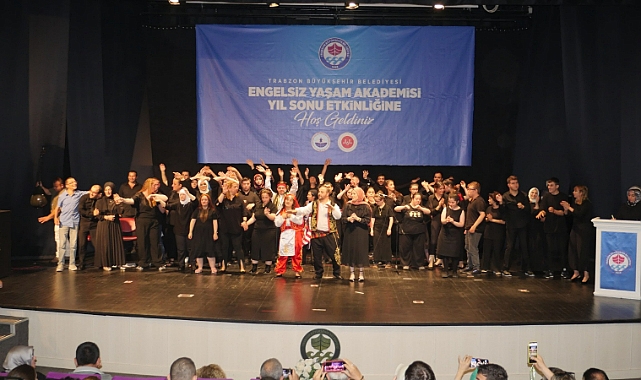 TRABZON'DA ENGELSİZ YAŞAM AKADEMİSİ YIL SONU ETKİNLİĞİ DÜZENLEDİ