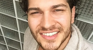 ÇAĞATAY ULUSOY EKRANA DÖNÜYOR