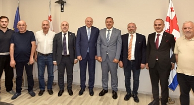 ÇELEBİ: GÜRCİSTAN'LA DENİZ YOLU BAĞLANTIMIZI GÜÇLENDİRMELİYİZ