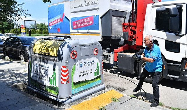 ÇÖP KONTEYNERLERİ TERTEMİZ OLDU