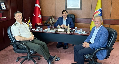 TRABZON TİCARET BORSASI'NA GARNİZON KOMUTANI'NDAN VEDA ZİYARETİ