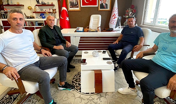 HEKİMOĞLU'NDAN ERZURUM GENÇLİK VE SPOR İL MÜDÜRÜ ÖZTÜRK'E ZİYARET