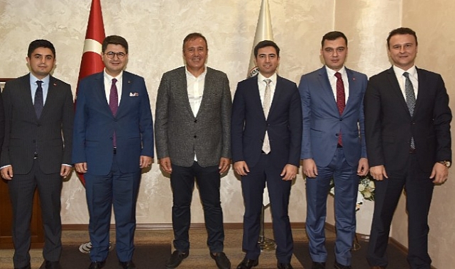 KAYMAKAMLARDAN BAŞKAN ÇELEBİ'YE VEDA ZİYARETİ