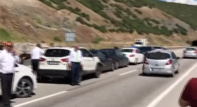 KILIÇDAROĞLU'NUN KONVOYUNDA KAZA: 4 YARALI