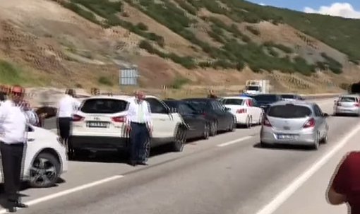 KILIÇDAROĞLU'NUN KONVOYUNDA KAZA: 4 YARALI