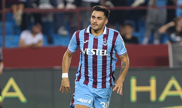 MAXİ GOMEZ İMZALIYOR