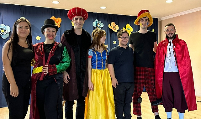 SEVGİ YOLU OYUNU SERGİLENDİ