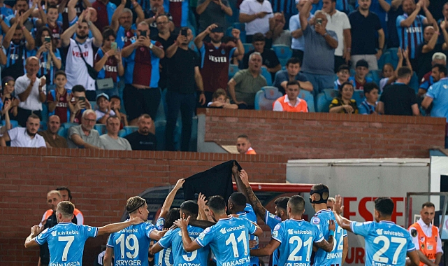 TARAFTAR ALKIŞI HAK ETTİ!