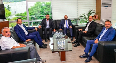 VALİ USTAOĞLU’NDAN TRABZONSPOR’A VEDA ZİYARETİ