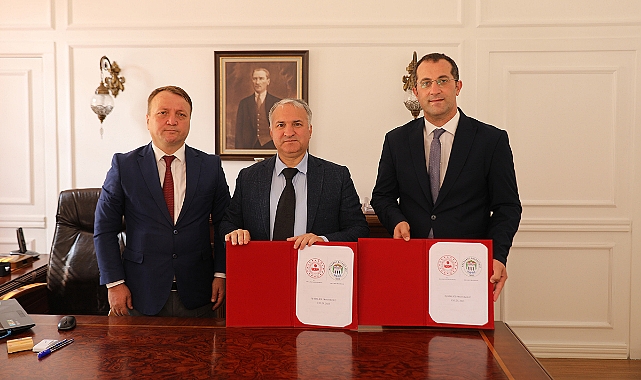 AKÇAABAT’TA HORON GÜMBÜR GÜMBÜR GELİYOR