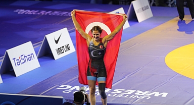 BUSE TOSUN ÇAVUŞOĞLU DÜNYA ŞAMPİYONU