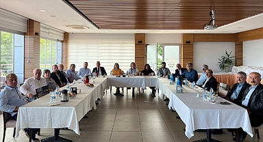 CUMHURİYET HALK PARTİSİ'İNDE DEĞERLENDİRME TOPLANTISI