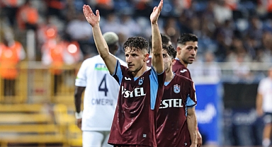 ENİS BARDHİ ÖYLE MUTLU Kİ!