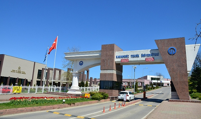 KTÜ REKTÖRÜ ÇUVALCI’NIN YENİ EĞİTİM ÖĞRETİM YILI MESAJI