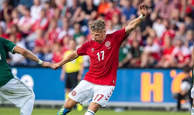 LARSEN MİLLİ MAÇTA SAKATLANDI