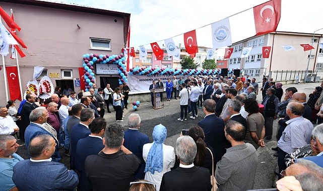 MURAT YÜKSEL KÜTÜPHANESİ HİZMETE AÇILDI