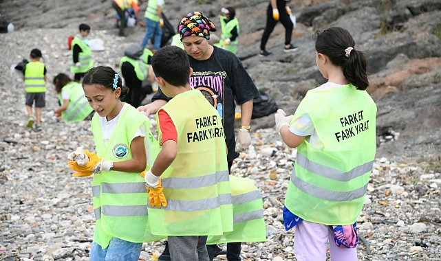 ORTAHİSAR SAHİLİ ÇÖPLERDEN TEMİZLENDİ