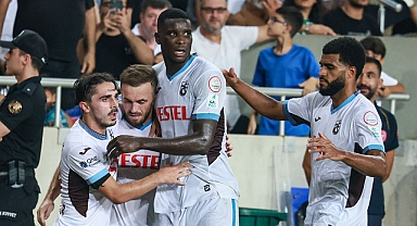 OYNANAN MAÇ ALTI; FARK 9 PUAN!