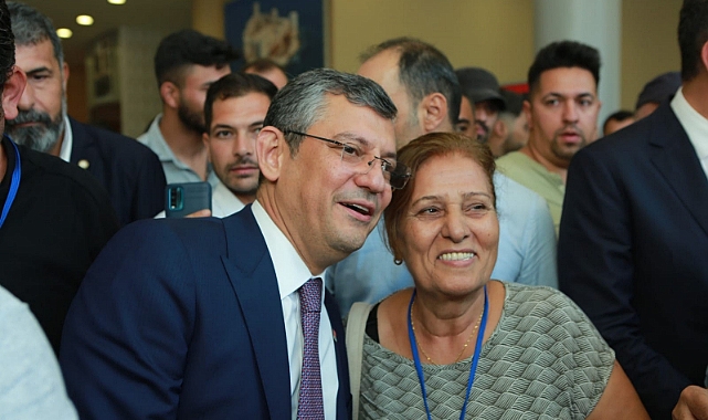 ÖZGÜR ÖZEL: GENEL BAŞKAN TOMBALADAN ÇIKMAYACAK