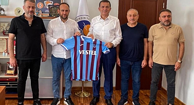 TRABZONSPOR'DAN YENİŞEHİR BELEDİYE BAŞKANI'NA ZİYARET