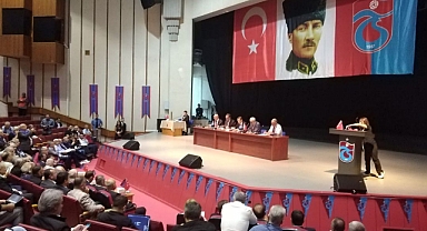 TRABZONSPOR OLAĞANÜSTÜ KONGRESİNİ GERÇEKLEŞTİRİYOR