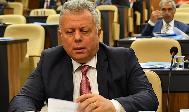 ZORLU'DAN "AYAK OYUNLARI" TEPKİSİ!