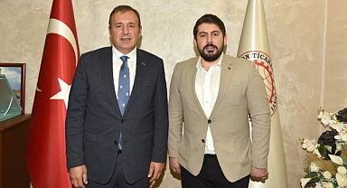 AK PARTİLİ GENÇLERDEN TTSO'YA ZİYARET