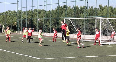 AKÇAABAT’TA FUTBOL ŞENLİĞİ DÜZENLENDİ