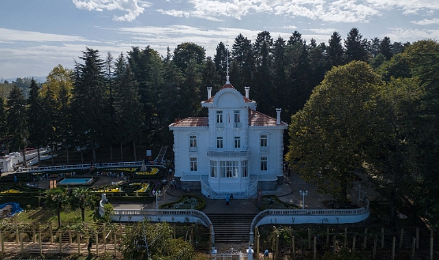 ATATÜRK KÖŞKÜ YENİDEN ZİYARETE AÇILDI