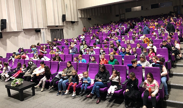 BÜYÜKŞEHİR KÜLTÜR SANAT ETKİNLİKLERİNDE HIZ KESMİYOR