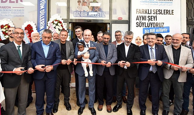 ÇELEBİ; MİSAFİR ÖĞRENCİLERİMİZ TÜRKİYE'NİN FAHRİ ELÇİSİDİR