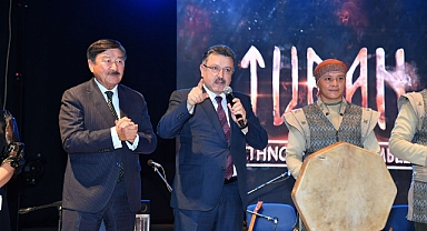 GENÇ’İN TALİMATI KONSERİ YARIDA KESTİRDİ