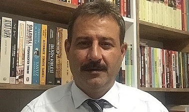 OKTAY SÖĞÜT ADAYLIĞINI AÇIKLIYOR