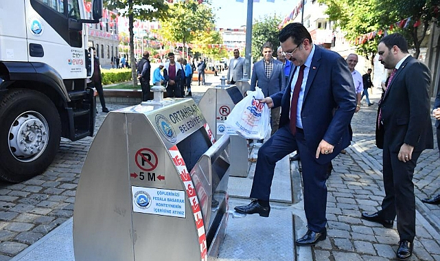 ORTAHİSAR BELEDİYESİ ÇÖP KONTEYNERLERİNİ YENİLEMEYE DEVAM EDİYOR